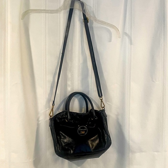 Handbags - Elliot Lucca Black Leather Handbag Medium size USED Crossbody Satchel